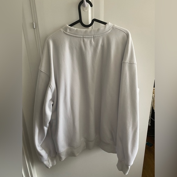 White fleece sweatshirt - Picture 2 of 3